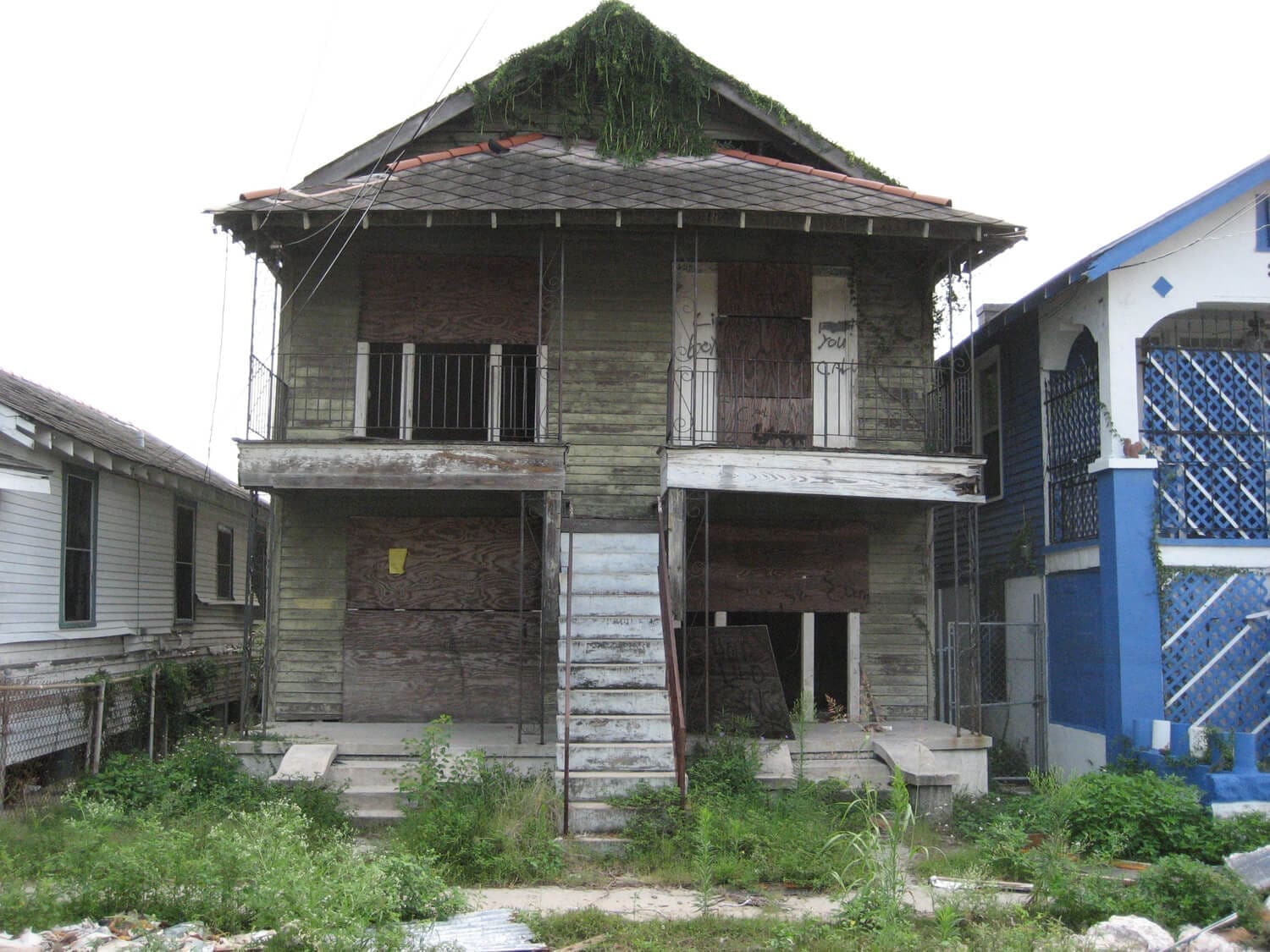 Blighted house New Orleans 2007